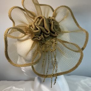 Blumen - Fascinator in Gold